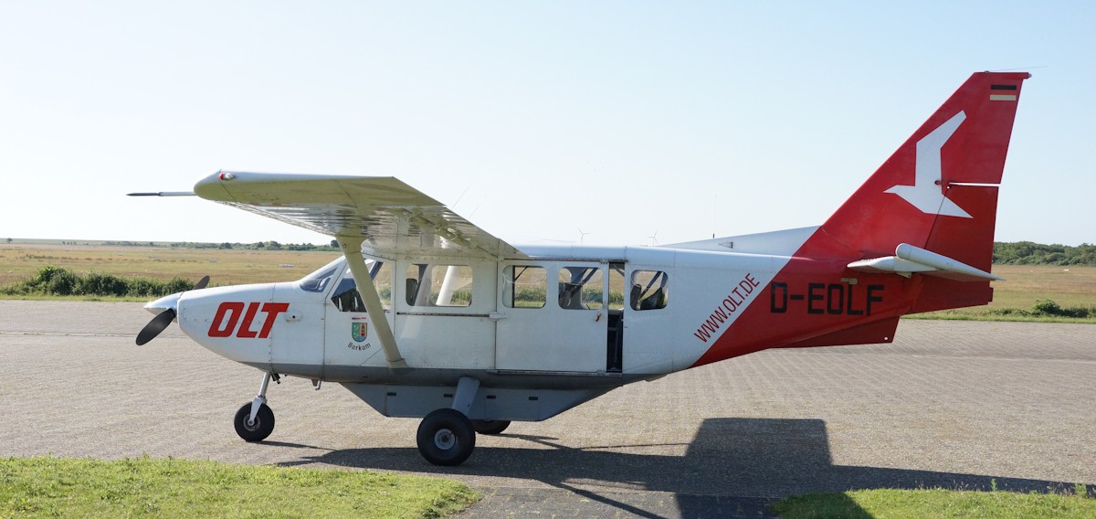 Flugzeug OLT Borkum Flugplatz